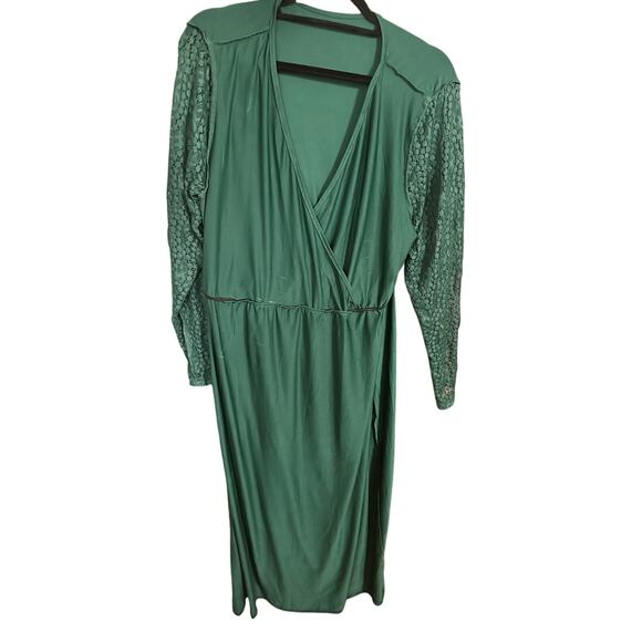 Plus Size 2X Fashion Lace Patchwork Long Sleeve V-Neck Maxi Floor Length Dress - Picture 4 of 4